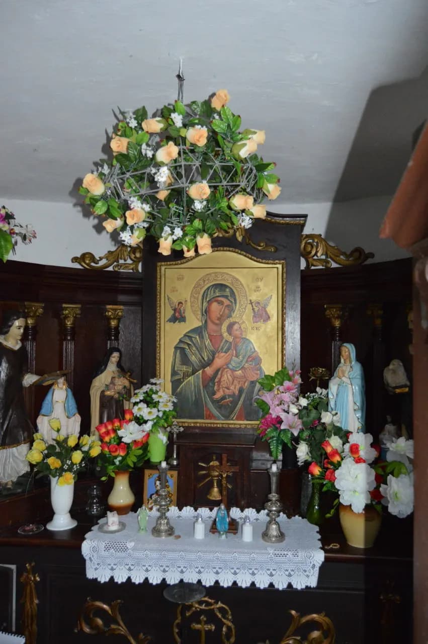 Majówka w kościele – znaczenie, tradycje i historia nabożeństw