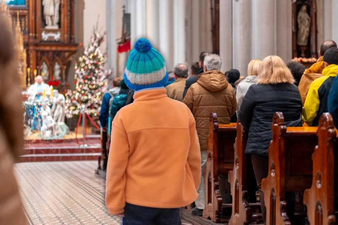 Czy w kościele można być w czapce? Odkryj nieznane zasady ubioru